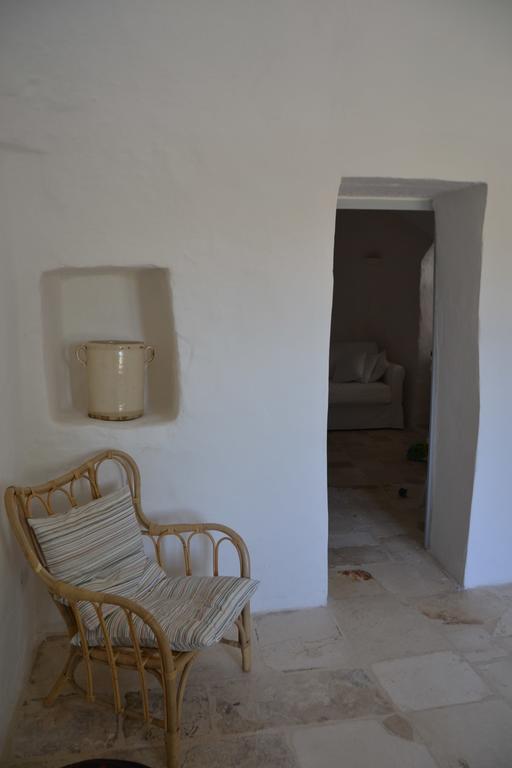 Trullo Piccola Contrada Guest House Locorotondo Exterior photo